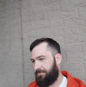 Meet your Posher, Travis